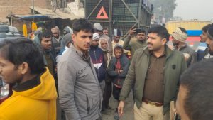 हिट एंड रन के सख्त कानून के विरोध में थमे वाहनों के पहिए।