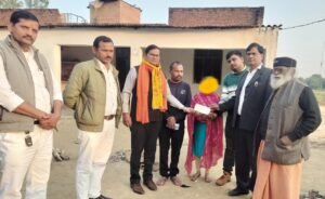 ब्रह्मदेव जागरण मंच द्वारा 71,000 रुपये का आर्थिक सहयोग